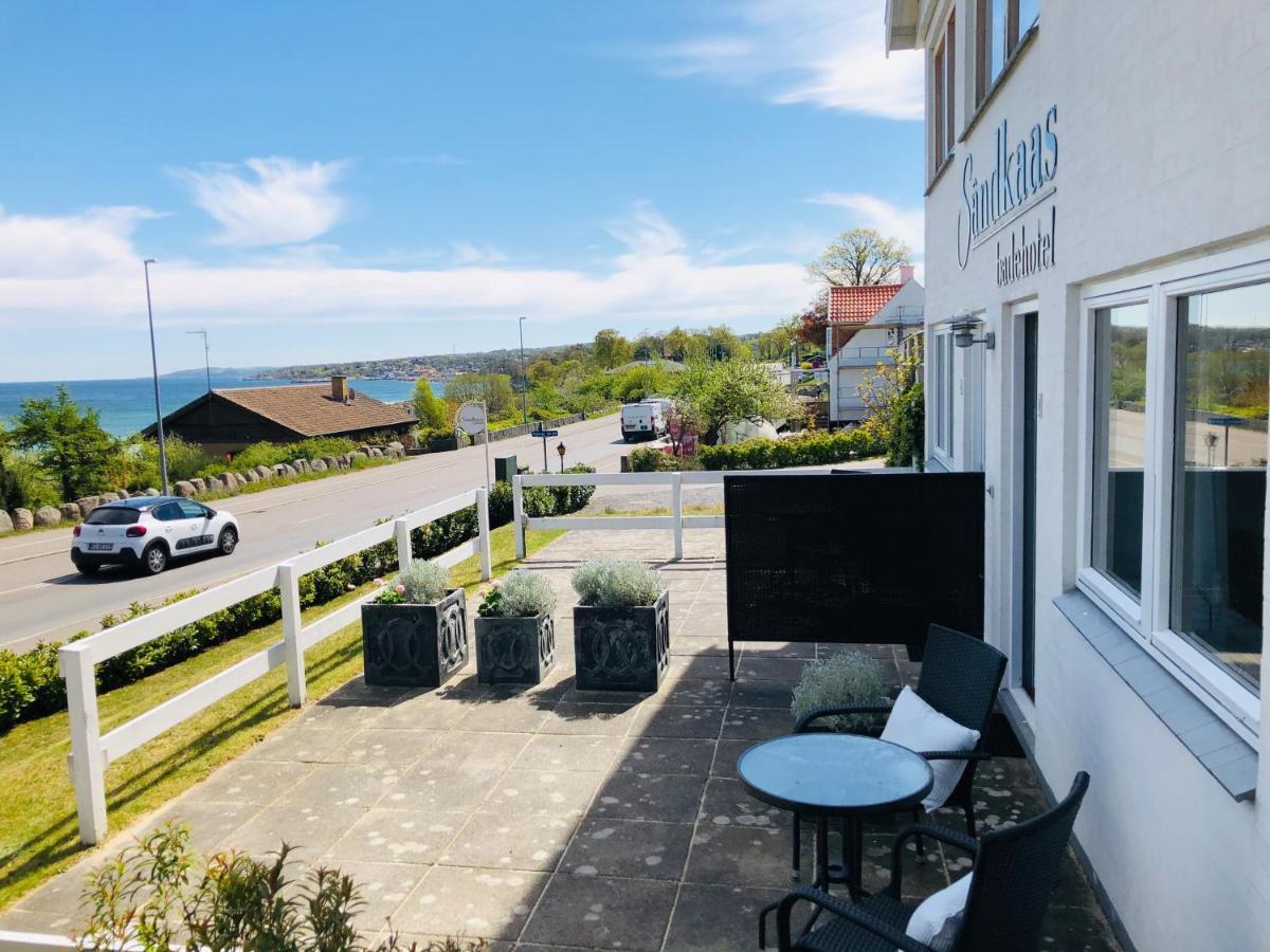 Sandkaas Badehotel Allinge-Sandvig Exterior photo